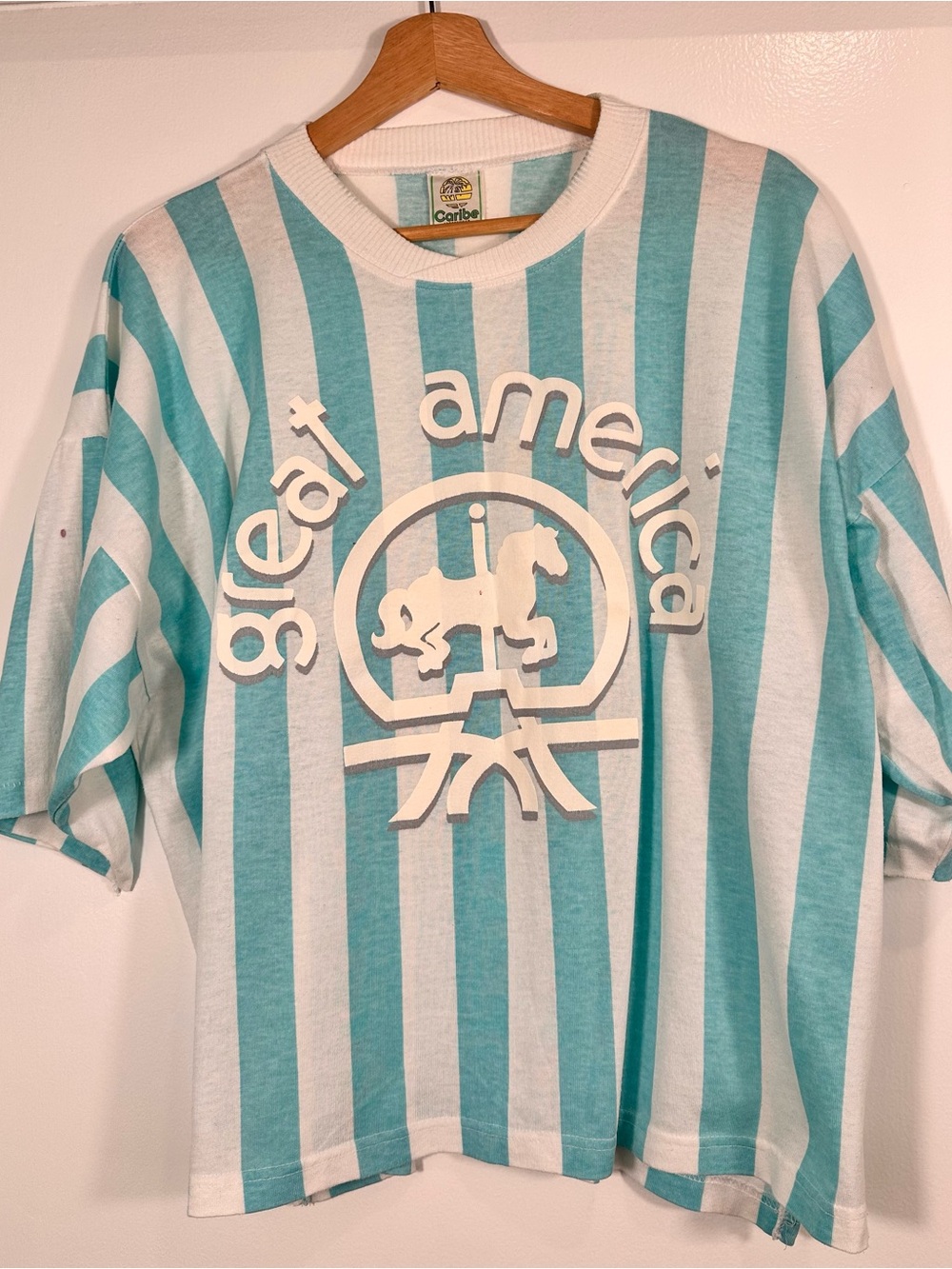 Striped Vintage Great America Tee Size XL & White